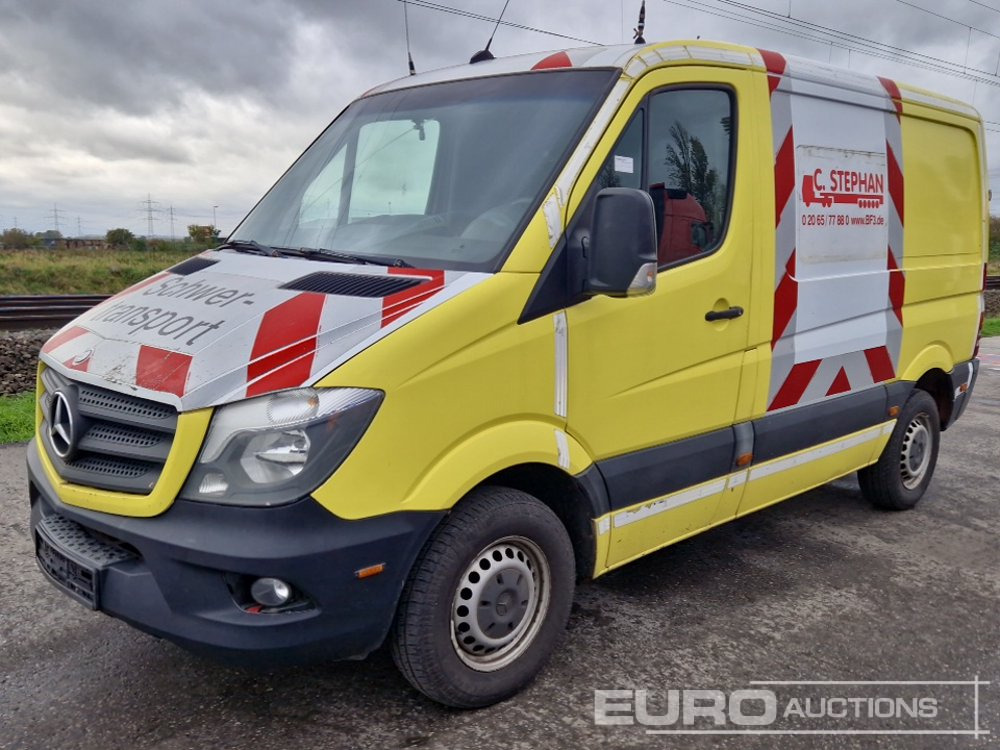 2013 Mercedes Benz Sprinter - الشاحنات الصغيرة: صور 1 2013 Mercedes Benz Sprinter - الشاحنات الصغيرة: صور 1