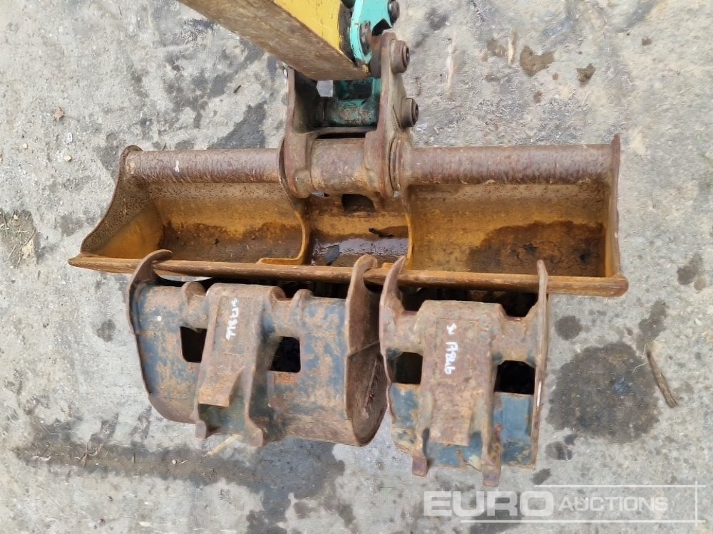 حفارة مصغرة 2013 Yanmar SV08-1A(S): صور 17