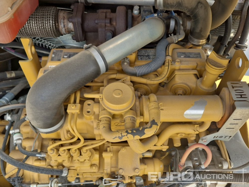 اللودر بعجل 2014 CAT 908H-2: صور 23