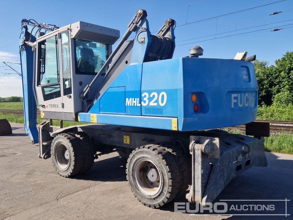 2014 Fuchs MHL320D - حفارة على عجلات: صور 3 2014 Fuchs MHL320D - حفارة على عجلات: صور 3