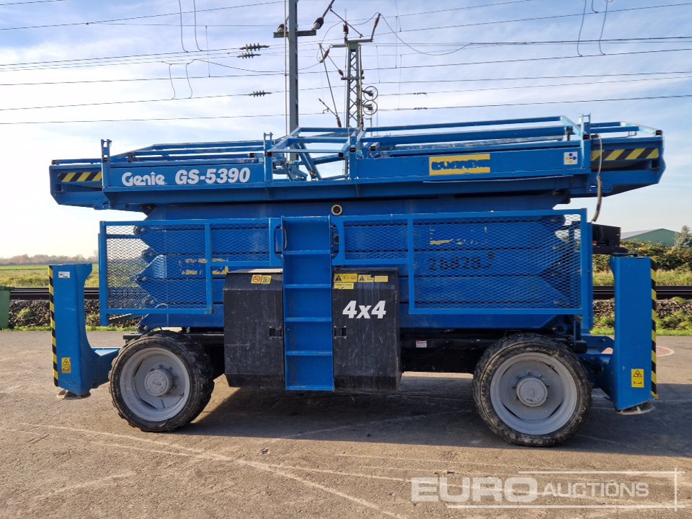 2015 Genie GS-5390RT - رافعات مقصية: صور 2 2015 Genie GS-5390RT - رافعات مقصية: صور 2