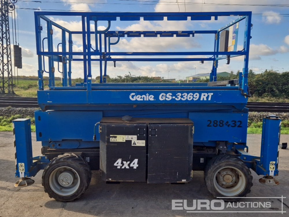 2015 Genie GS3369RT - منصات هيدروليكية متنقلة: صور 2 2015 Genie GS3369RT - منصات هيدروليكية متنقلة: صور 2