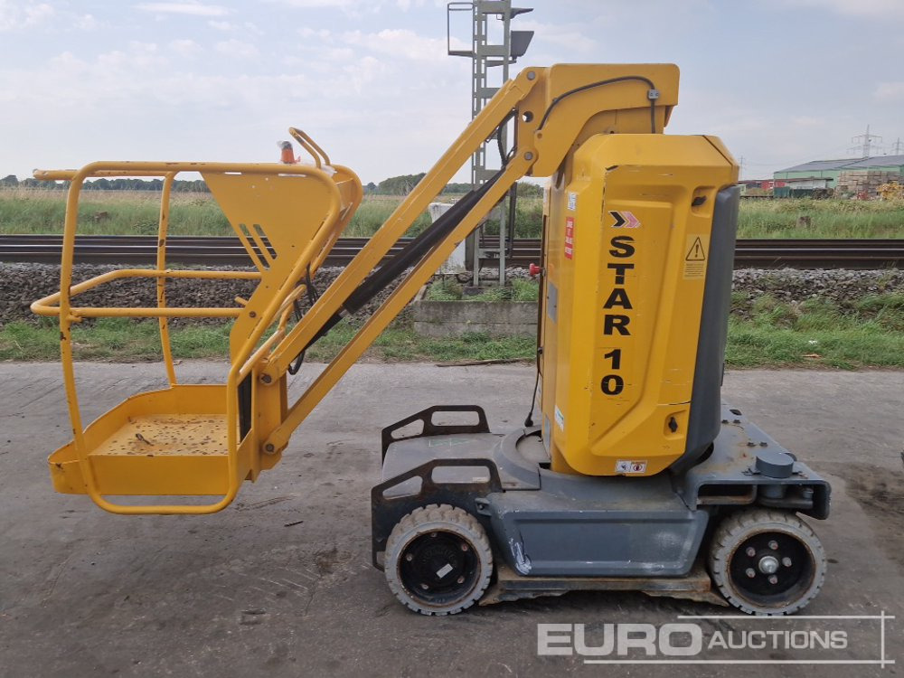 2015 Haulotte Electric Vertical Mast Lift - منصات هيدروليكية متنقلة: صور 2 2015 Haulotte Electric Vertical Mast Lift - منصات هيدروليكية متنقلة: صور 2