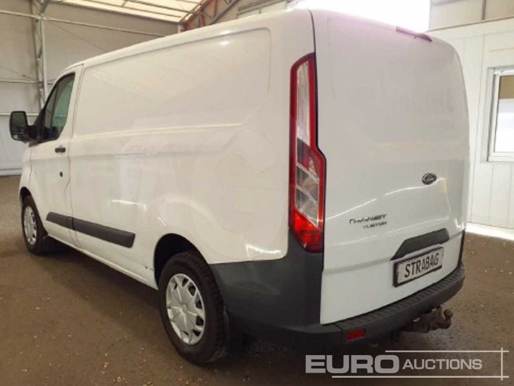 2016 Ford Transit Custom - فان المدمجة: صور 3 2016 Ford Transit Custom - فان المدمجة: صور 3
