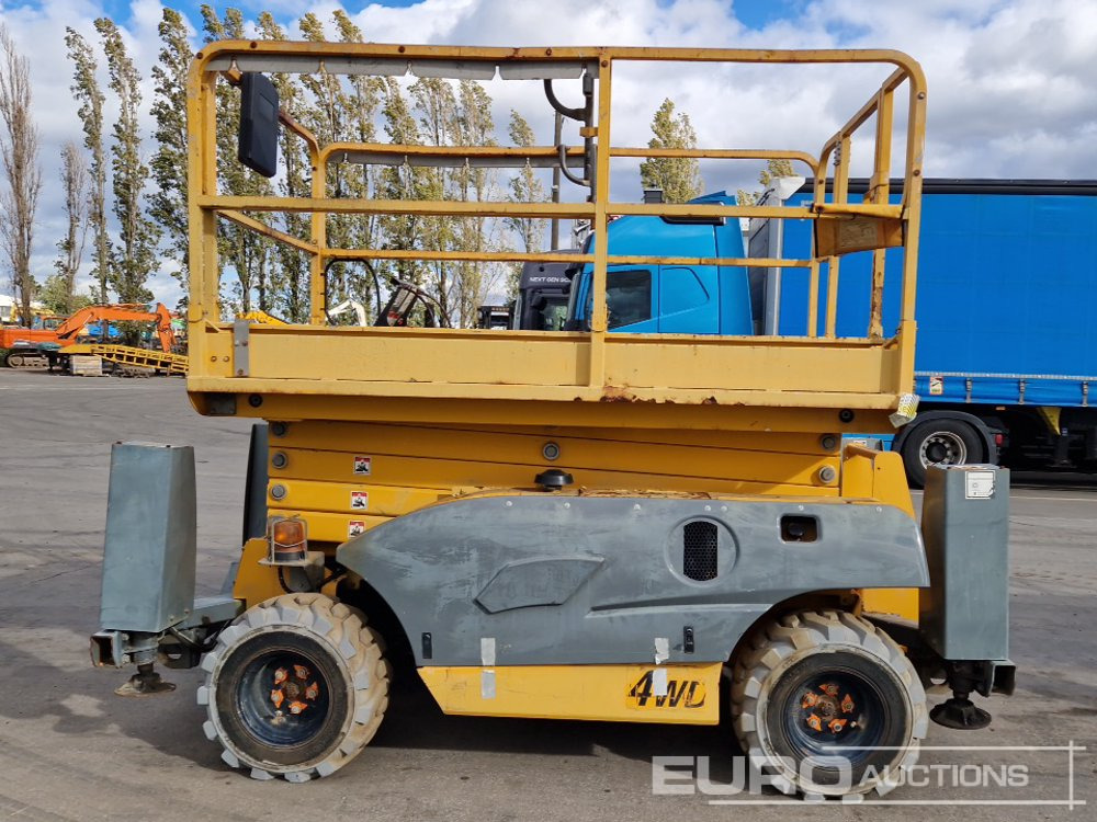 2016 Haulotte Compact 12DX - رافعات مقصية: صور 5 2016 Haulotte Compact 12DX - رافعات مقصية: صور 5