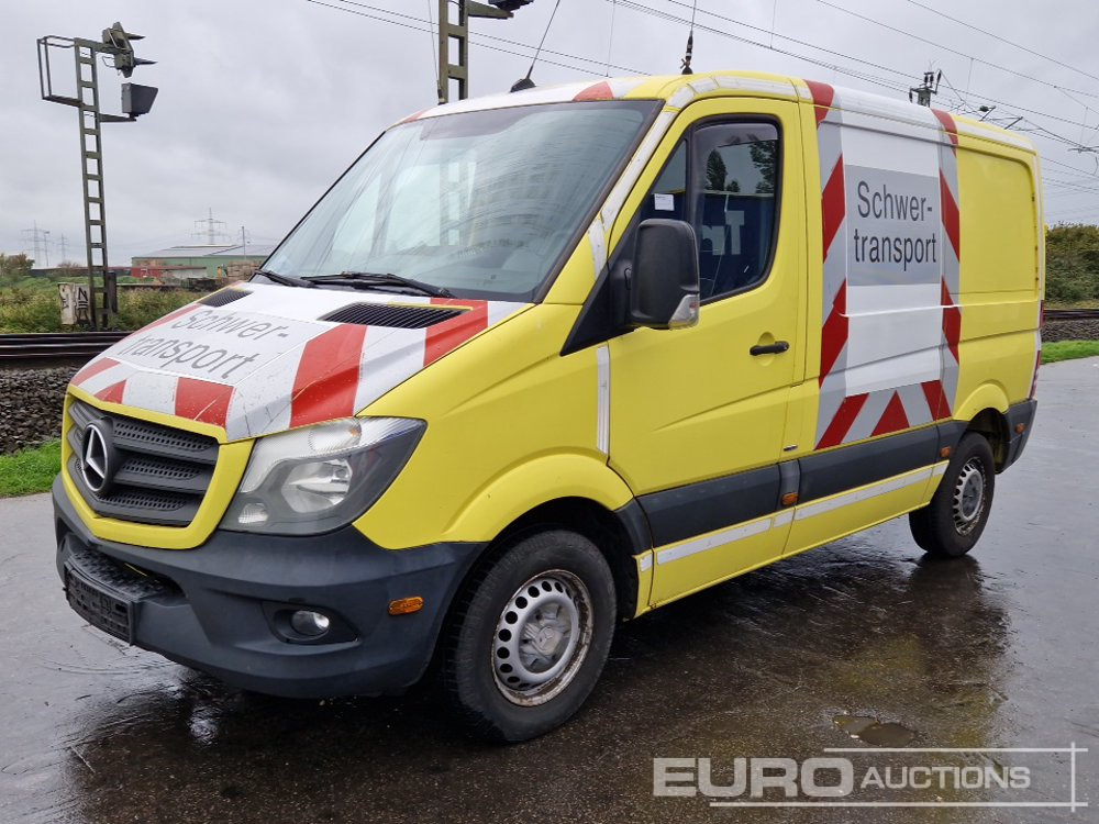 2016 Mercedes Benz Sprinter - الشاحنات الصغيرة: صور 1 2016 Mercedes Benz Sprinter - الشاحنات الصغيرة: صور 1