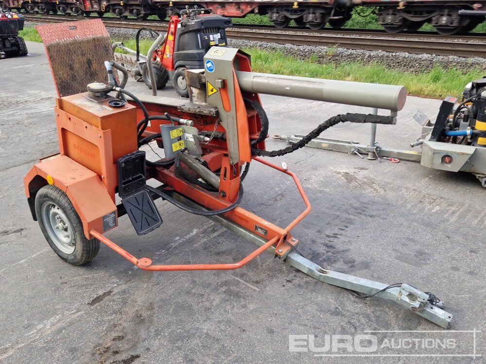 2016 Rabaud R8273, Single Axle Log Splitter - الآلات والماكينات الزراعية: صور 4 2016 Rabaud R8273, Single Axle Log Splitter - الآلات والماكينات الزراعية: صور 4