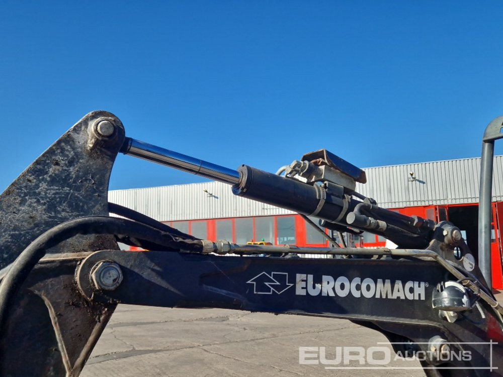 حفارة مصغرة 2019 Eurocomach 18ZT: صور 23