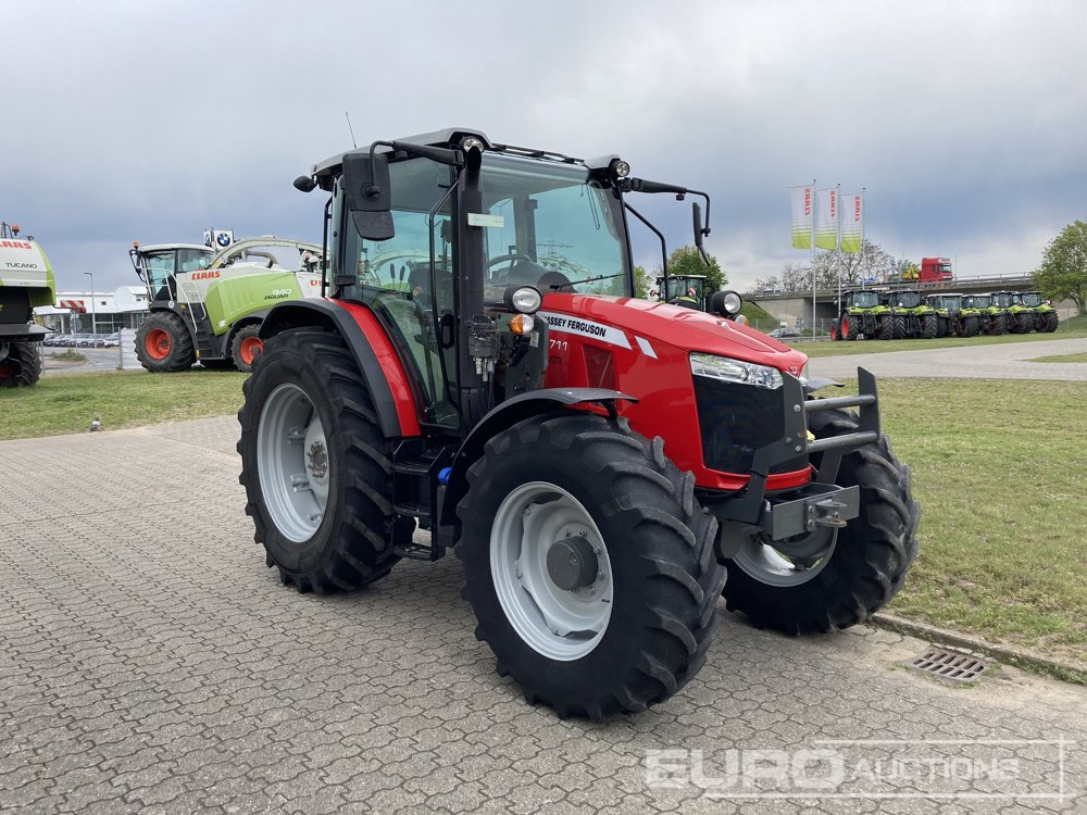 2019 Massey Ferguson 5711 - جرار: صور 1 2019 Massey Ferguson 5711 - جرار: صور 1