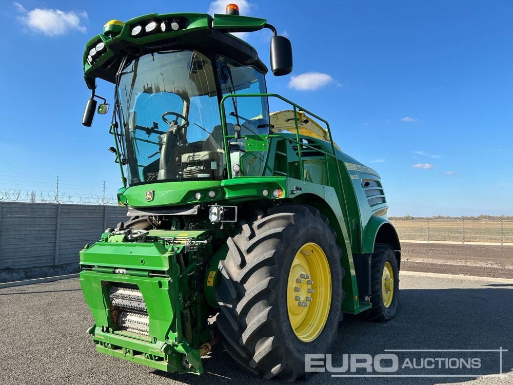 2020 John Deere 8400i - حصادة شاملة: صور 1 2020 John Deere 8400i - حصادة شاملة: صور 1