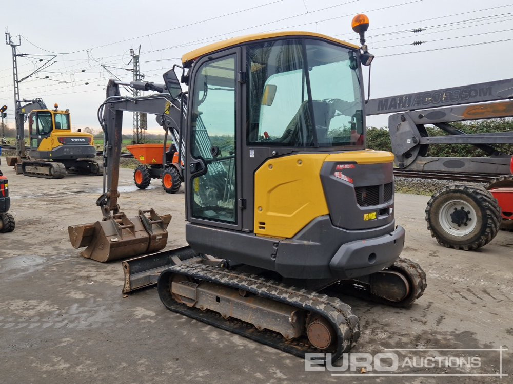 2021 Volvo ECR35D - حفارة مصغرة: صور 3 2021 Volvo ECR35D - حفارة مصغرة: صور 3