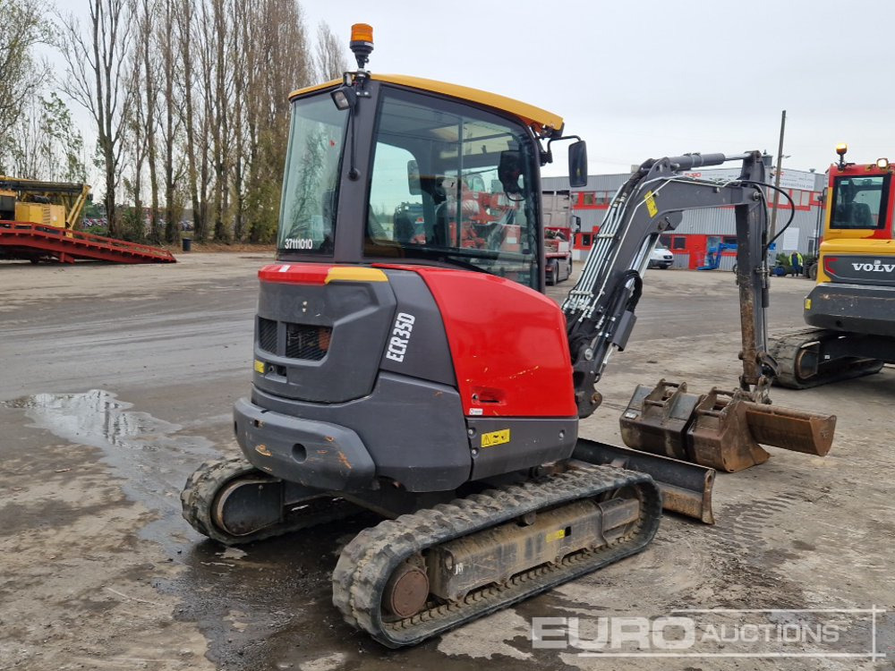 2021 Volvo ECR35D - حفارة مصغرة: صور 4 2021 Volvo ECR35D - حفارة مصغرة: صور 4