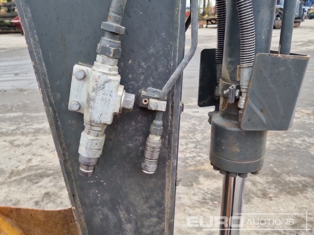 حفارة مصغرة 2021 Volvo ECR88D: صور 24 حفارة مصغرة 2021 Volvo ECR88D: صور 24