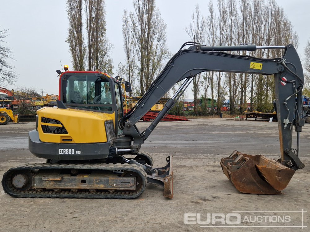 حفارة مصغرة 2021 Volvo ECR88D: صور 6 حفارة مصغرة 2021 Volvo ECR88D: صور 6