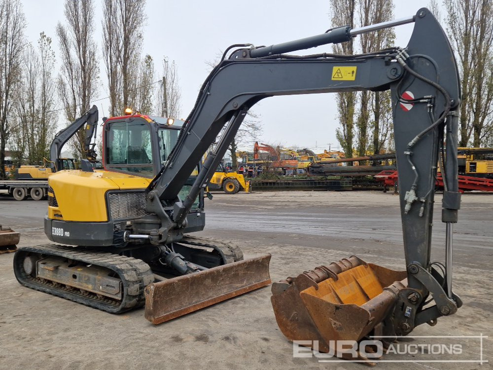 حفارة مصغرة 2021 Volvo ECR88D: صور 7 حفارة مصغرة 2021 Volvo ECR88D: صور 7