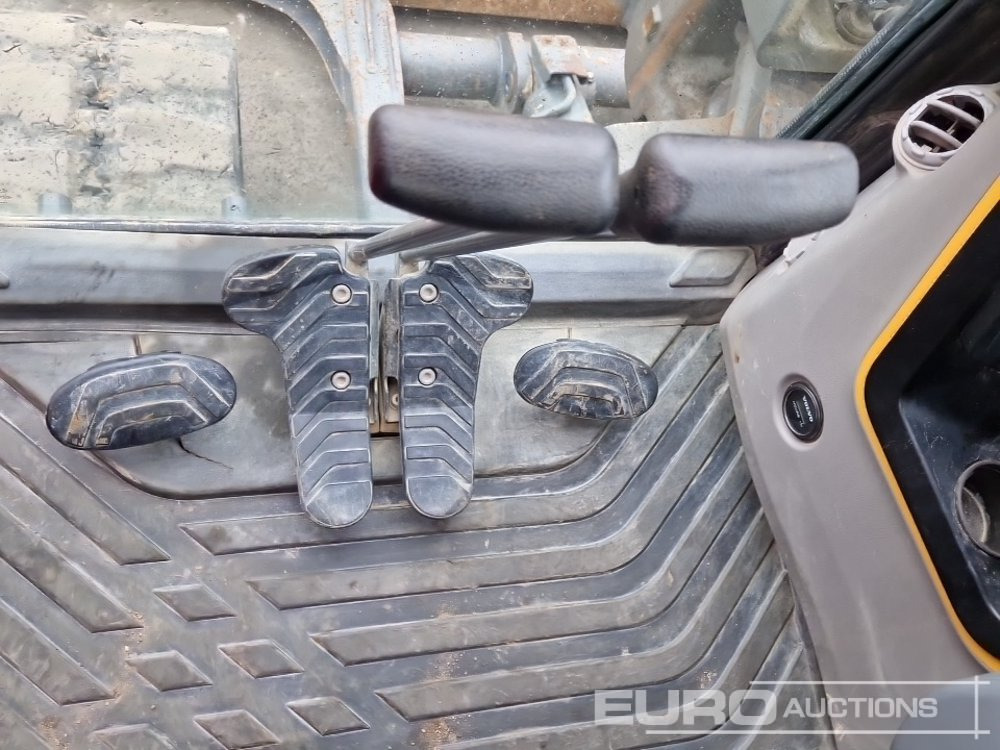 حفارة مصغرة 2021 Volvo ECR88D: صور 33 حفارة مصغرة 2021 Volvo ECR88D: صور 33