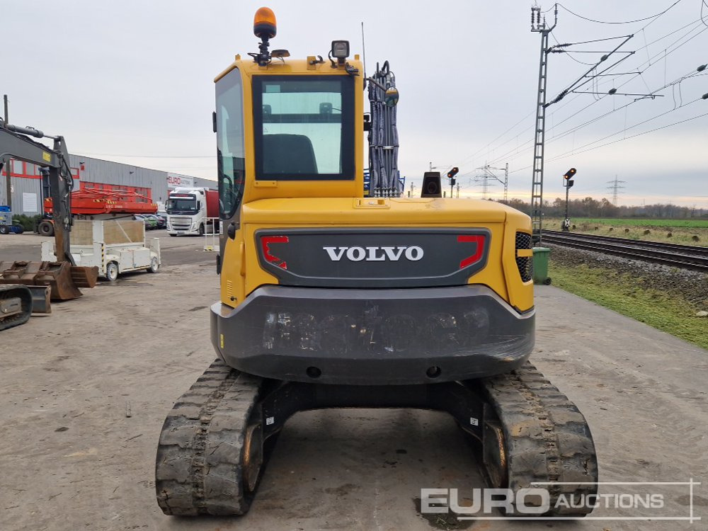 2021 Volvo ECR88D - حفارة مصغرة: صور 4 2021 Volvo ECR88D - حفارة مصغرة: صور 4