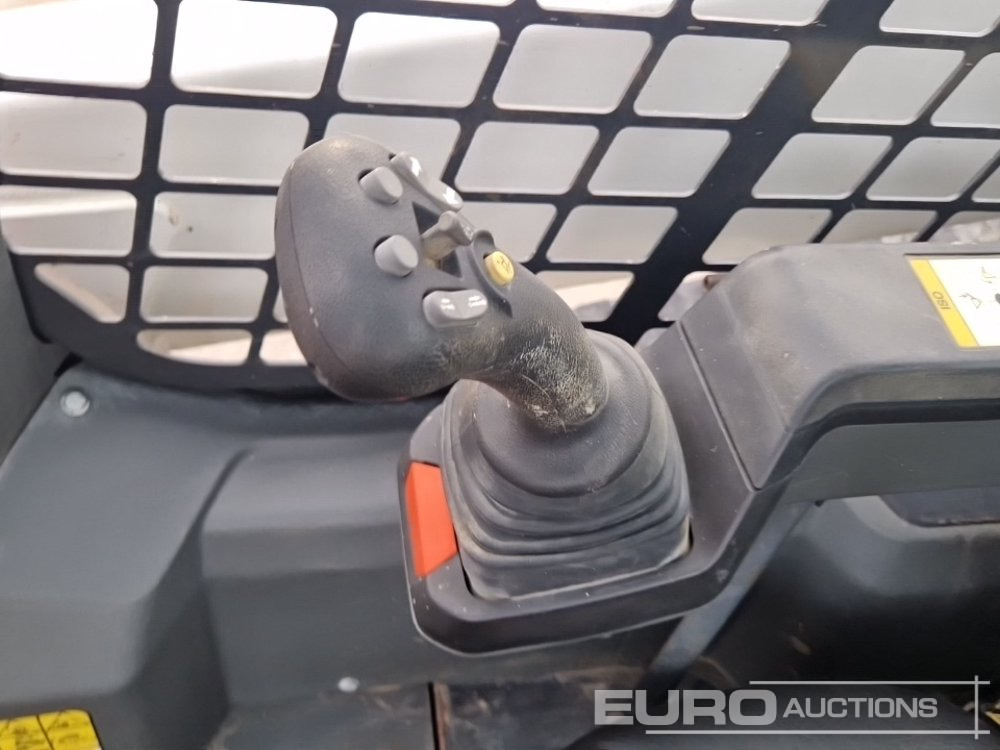 اللودر المجنزر صغير 2022 Bobcat T62: صور 29 اللودر المجنزر صغير 2022 Bobcat T62: صور 29