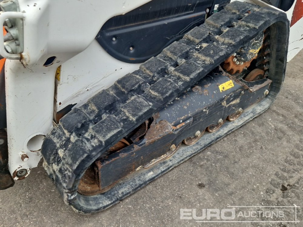 اللودر المجنزر صغير 2022 Bobcat T62: صور 11 اللودر المجنزر صغير 2022 Bobcat T62: صور 11