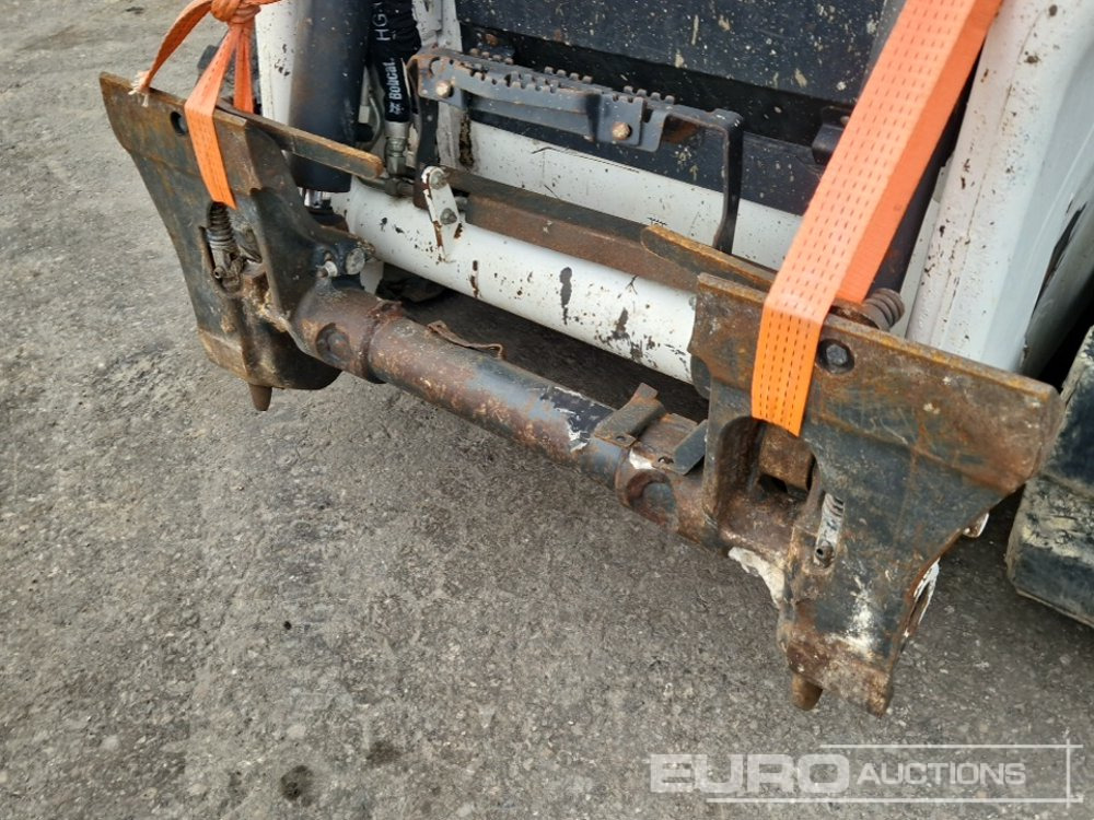 اللودر المجنزر صغير 2022 Bobcat T62: صور 14 اللودر المجنزر صغير 2022 Bobcat T62: صور 14