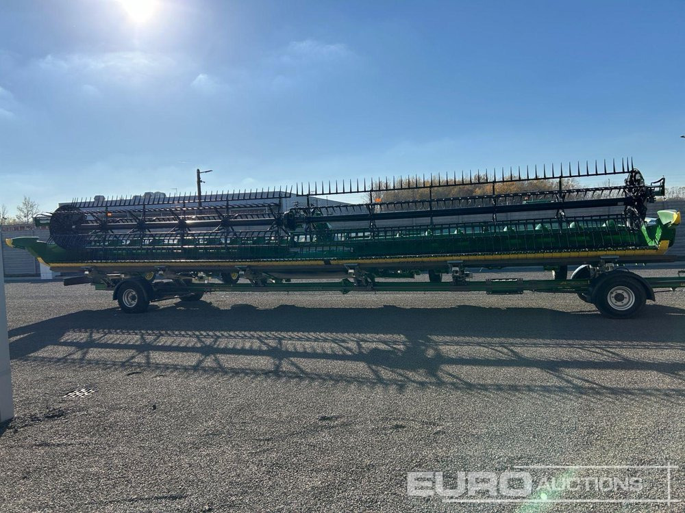 2022 John Deere HD45X - حصادة شاملة: صور 3 2022 John Deere HD45X - حصادة شاملة: صور 3