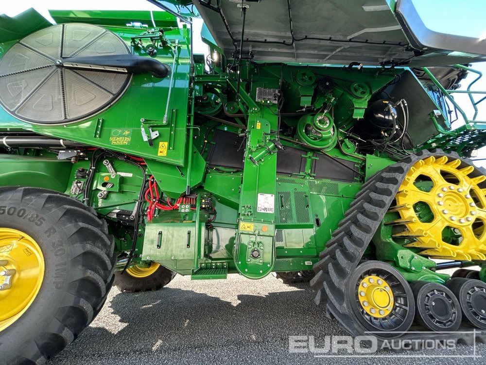 2022 John Deere X9 1100 - حصادة شاملة: صور 5 2022 John Deere X9 1100 - حصادة شاملة: صور 5