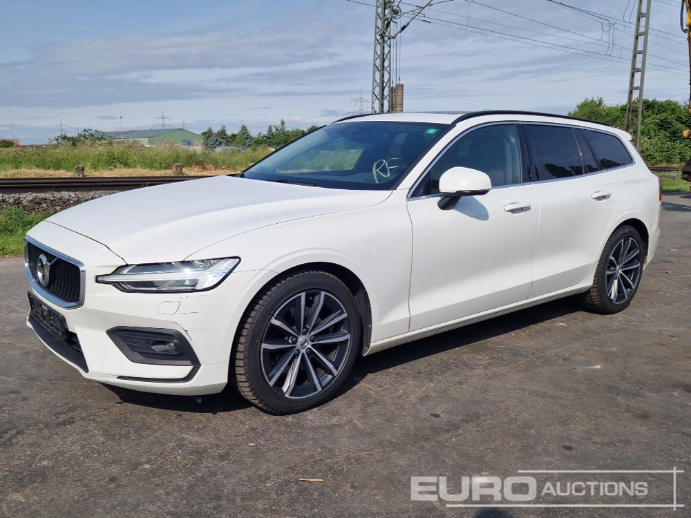 2022 Volvo V60 - سيارة: صور 1 2022 Volvo V60 - سيارة: صور 1