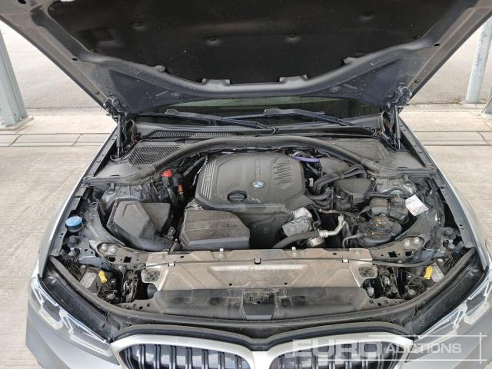 2023 BMW 318D Touring - سيارة: صور 3 2023 BMW 318D Touring - سيارة: صور 3