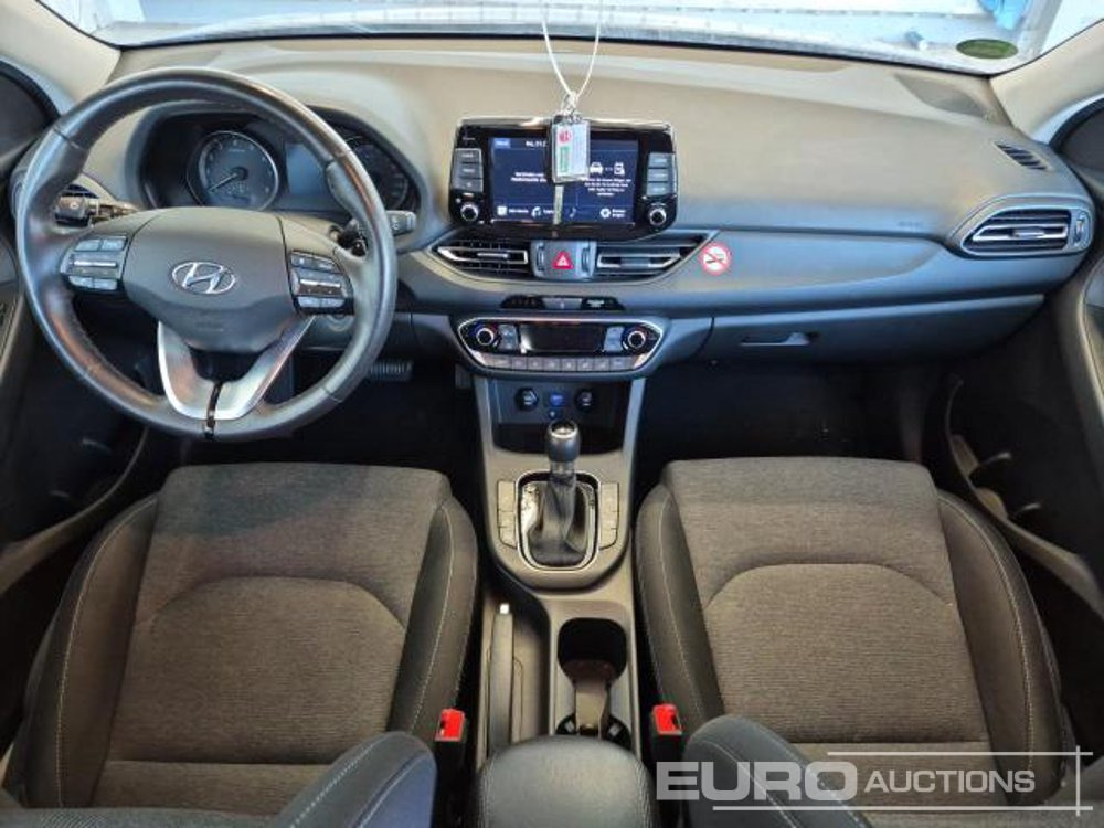 2023 Hyundai I30 - سيارة: صور 3 2023 Hyundai I30 - سيارة: صور 3