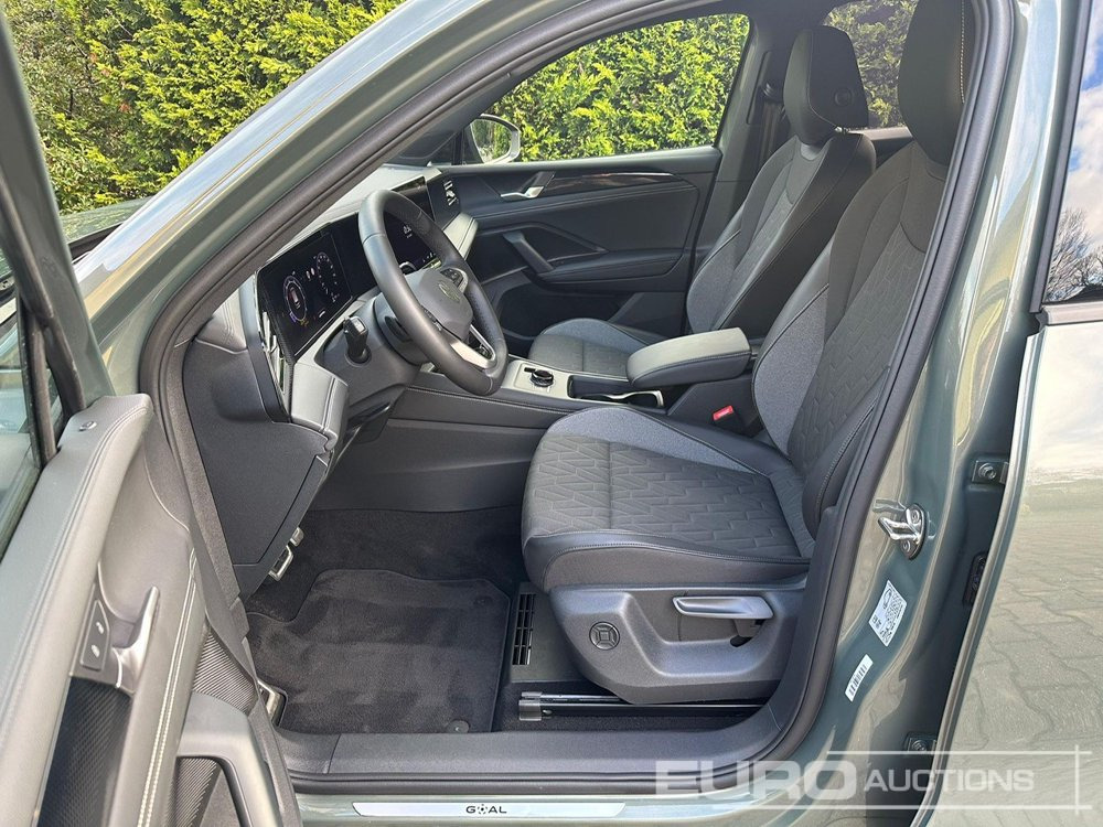 سيارة دفع رباعي 2025 Volkswagen Tiguan: صور 7