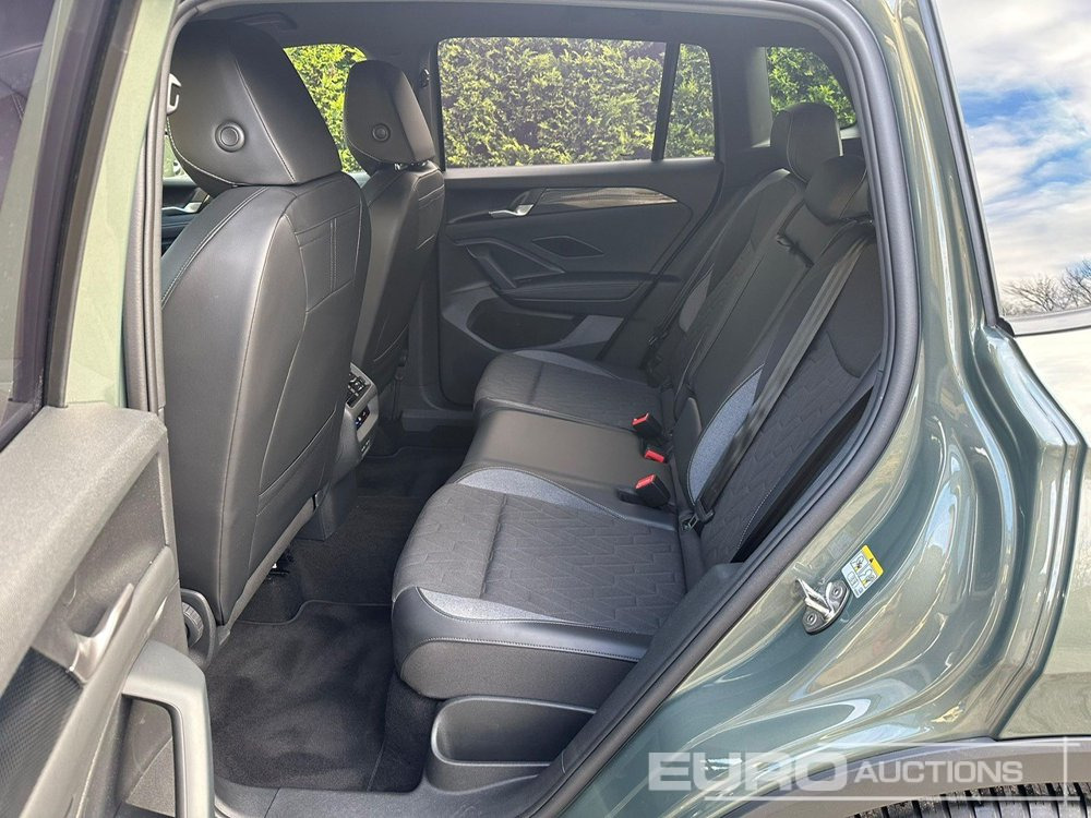 سيارة دفع رباعي 2025 Volkswagen Tiguan: صور 6