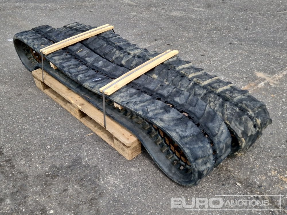 300x52.5 Rubber Tracks (2 of) - مسارات للحفارات - آلات البناء: صور 2 300x52.5 Rubber Tracks (2 of) - مسارات للحفارات - آلات البناء: صور 2