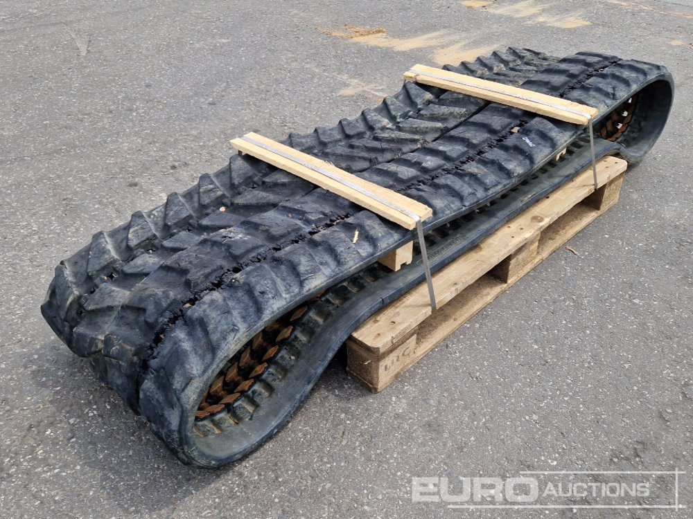300x52.5 Rubber Tracks (2 of) - مسارات للحفارات - آلات البناء: صور 1 300x52.5 Rubber Tracks (2 of) - مسارات للحفارات - آلات البناء: صور 1