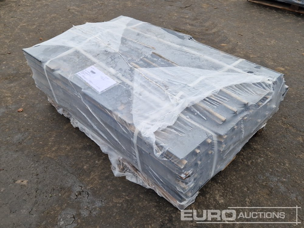 600mm Steel Tracks - قطع الغيار - حفارة: صور 3 600mm Steel Tracks - قطع الغيار - حفارة: صور 3