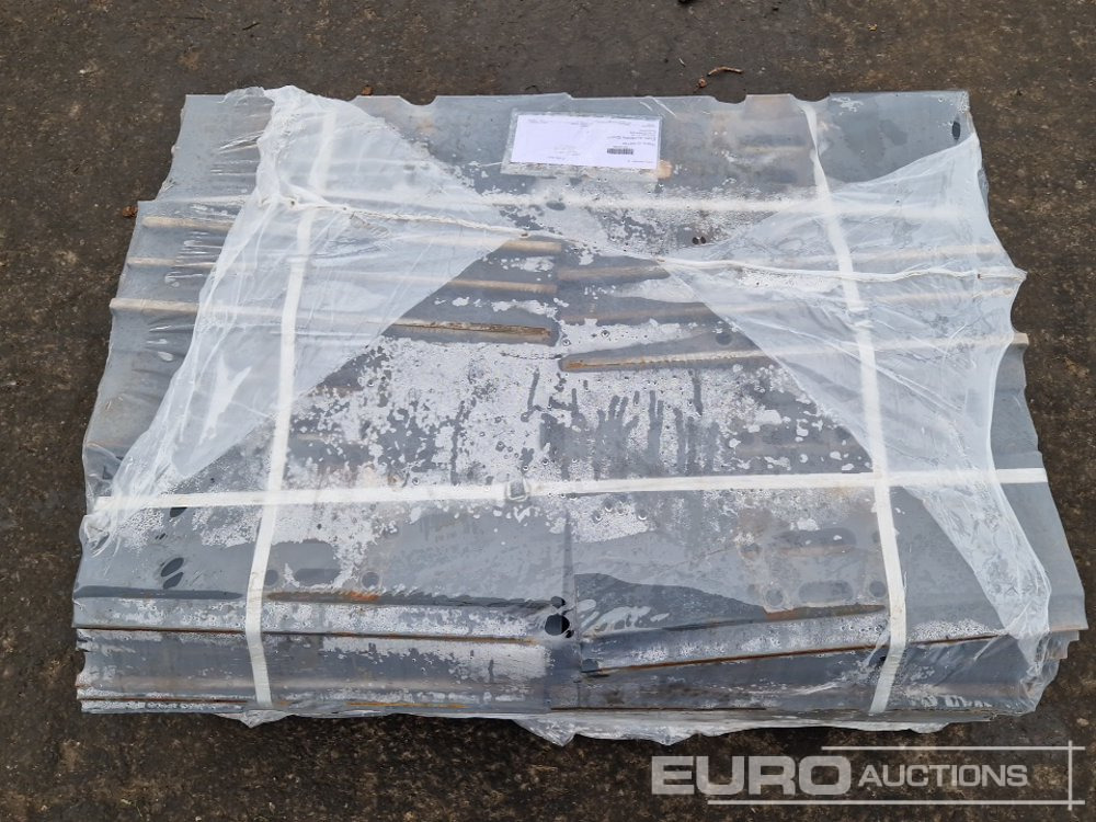 600mm Steel Tracks - قطع الغيار - حفارة: صور 5 600mm Steel Tracks - قطع الغيار - حفارة: صور 5