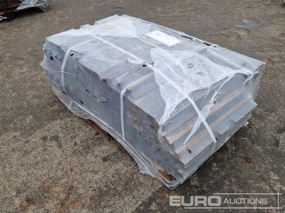 600mm Steel Tracks - قطع الغيار - حفارة: صور 3 600mm Steel Tracks - قطع الغيار - حفارة: صور 3