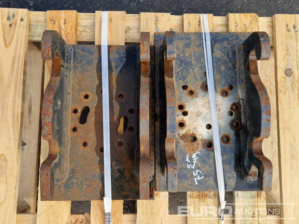 Adapter Plates (2 of) - وصلة الربط للمعدات المعلقة: صور 5 Adapter Plates (2 of) - وصلة الربط للمعدات المعلقة: صور 5