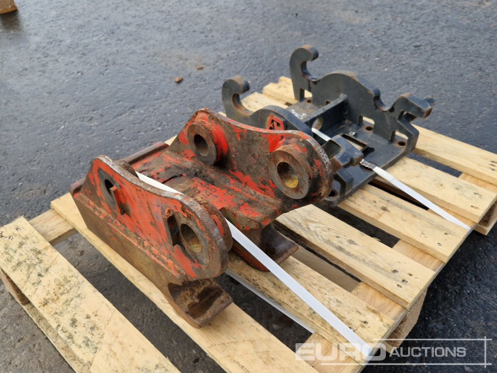 Adapter Plates, QH - وصلة الربط للمعدات المعلقة: صور 2 Adapter Plates, QH - وصلة الربط للمعدات المعلقة: صور 2