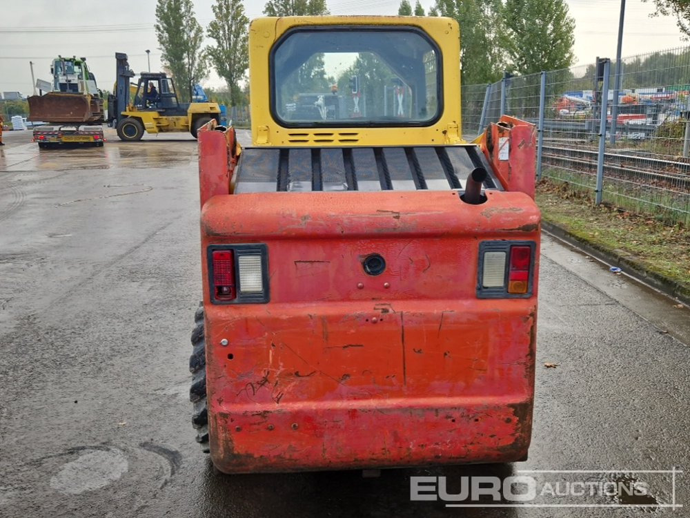 Bobcat S130 - شيول صغير: صور 4 Bobcat S130 - شيول صغير: صور 4