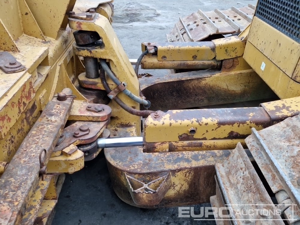 بلدوزر CAT D6N LGP: صور 17