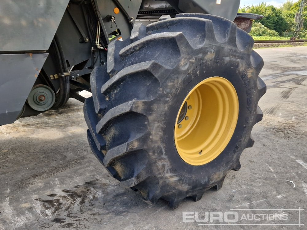 حصادة شاملة CAT LEXION 570R: صور 11