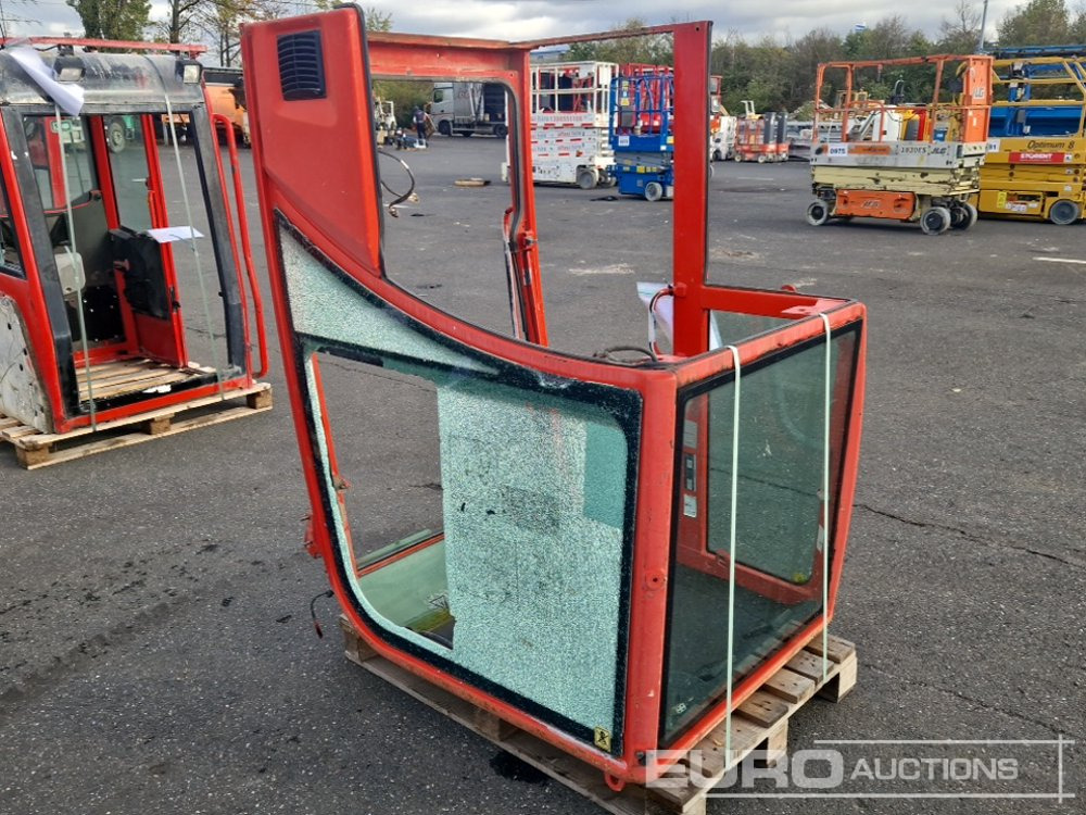 Cabin to suit Volvo ECR25 - قطع الغيار - حفارة: صور 1 Cabin to suit Volvo ECR25 - قطع الغيار - حفارة: صور 1