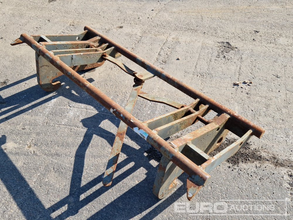 Euro Hitch Adapter - وصلة الربط للمعدات المعلقة: صور 1 Euro Hitch Adapter - وصلة الربط للمعدات المعلقة: صور 1