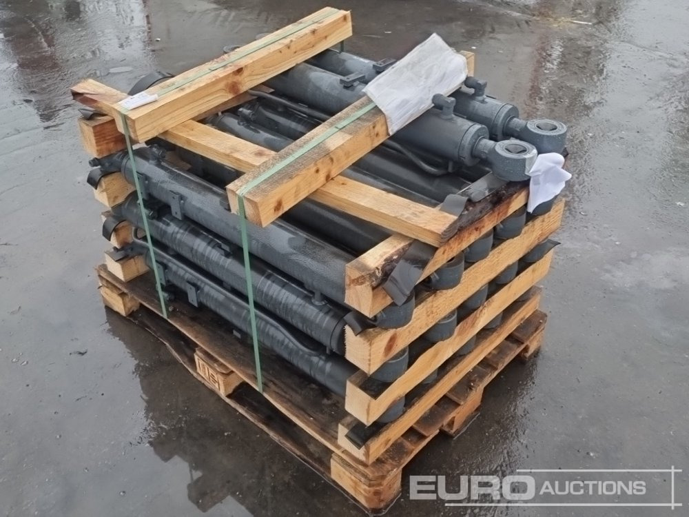 Hydraulic Cylinders (17 of) - قطع الغيار: صور 3 Hydraulic Cylinders (17 of) - قطع الغيار: صور 3