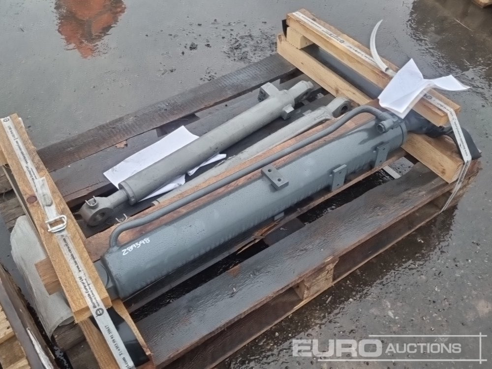 Hydraulic Cylinders (3 of) - قطع الغيار: صور 3 Hydraulic Cylinders (3 of) - قطع الغيار: صور 3