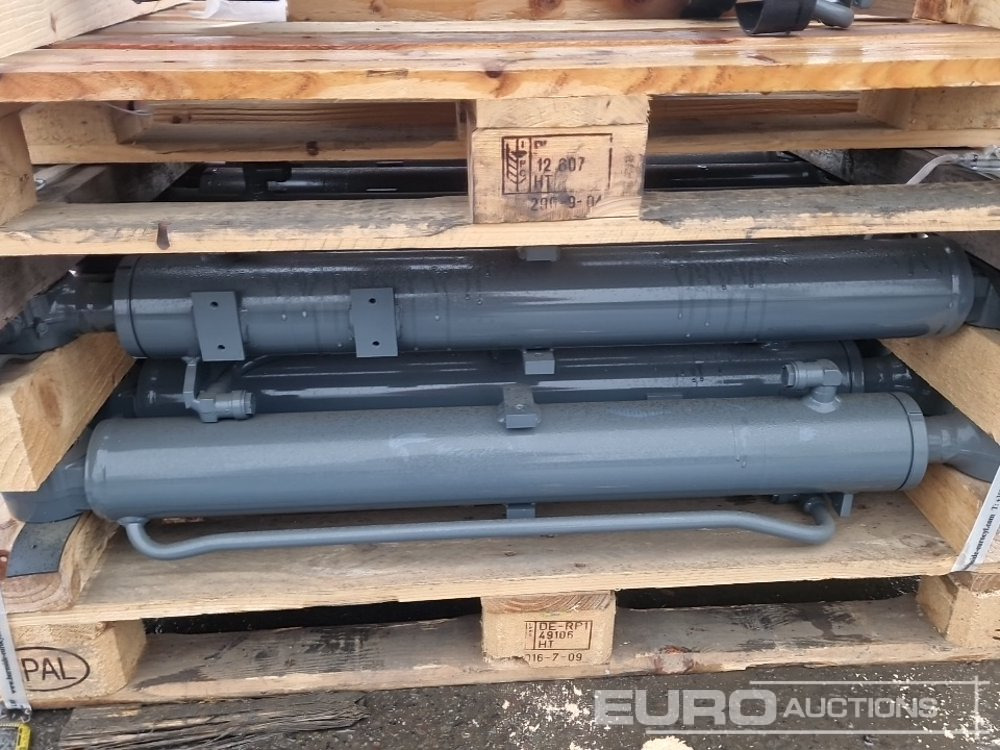 Hydraulic Cylinders (8 of) - قطع الغيار: صور 5 Hydraulic Cylinders (8 of) - قطع الغيار: صور 5