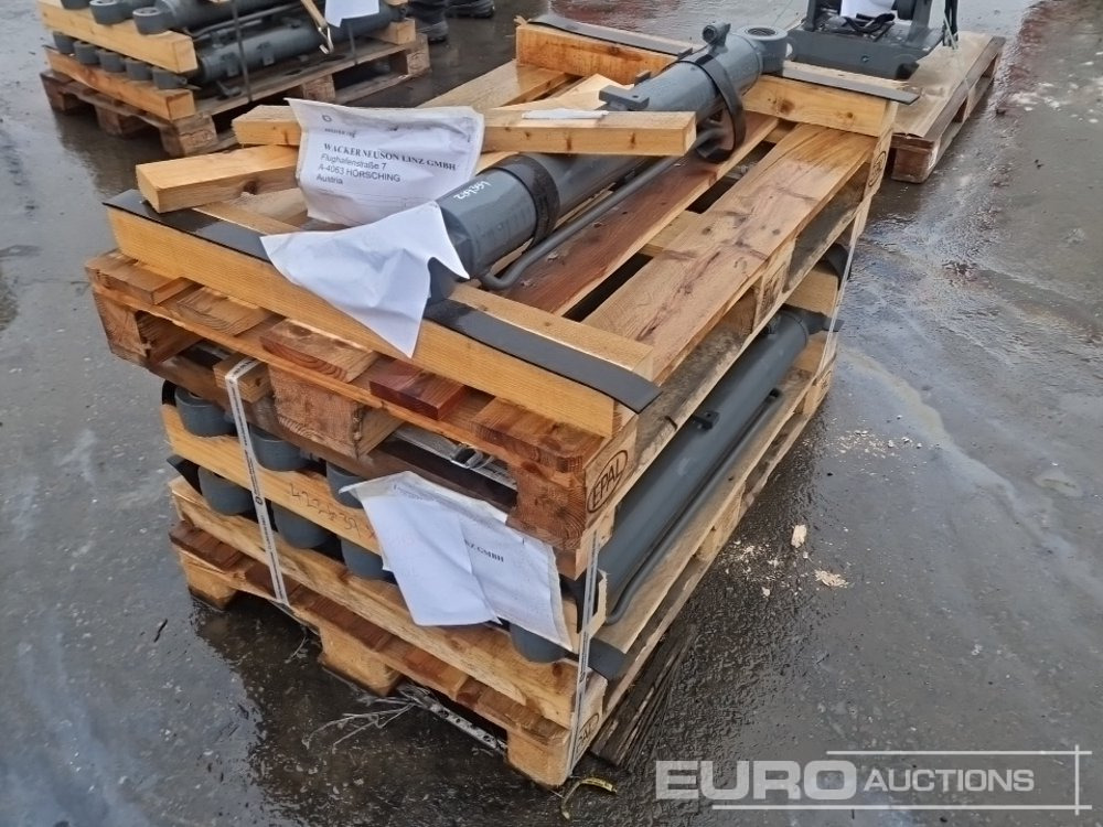 Hydraulic Cylinders (8 of) - قطع الغيار: صور 4 Hydraulic Cylinders (8 of) - قطع الغيار: صور 4