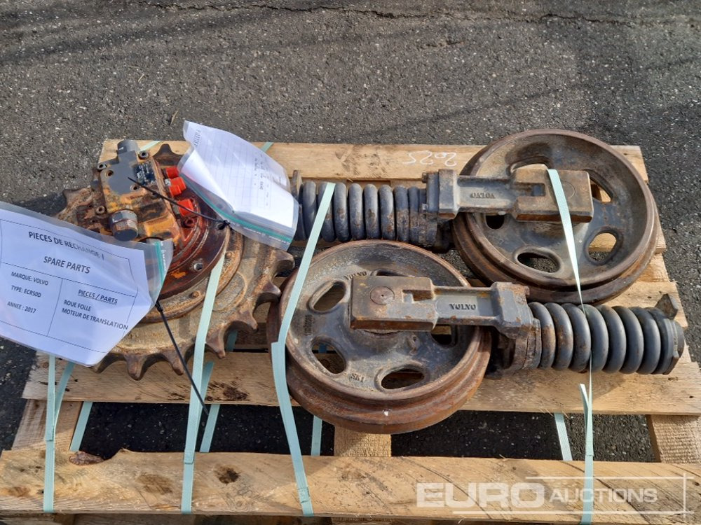 Idler (2 of) + Final Drive to suit Volvo ECR50D - قطع الغيار - حفارة: صور 1 Idler (2 of) + Final Drive to suit Volvo ECR50D - قطع الغيار - حفارة: صور 1