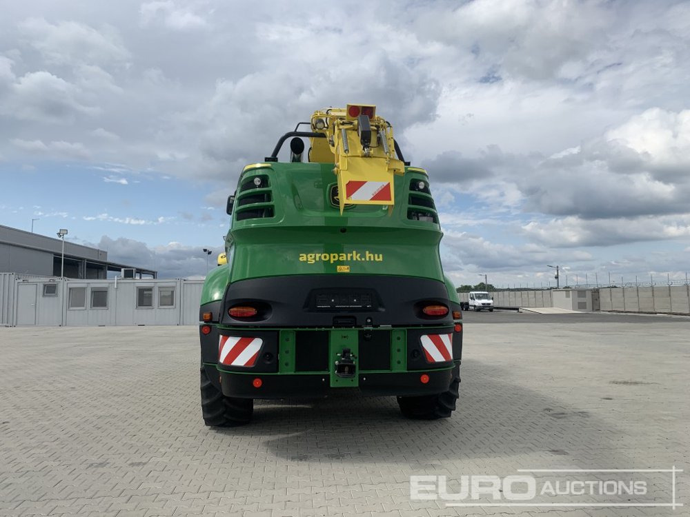 John Deere 8200 - حصادة شاملة: صور 5 John Deere 8200 - حصادة شاملة: صور 5