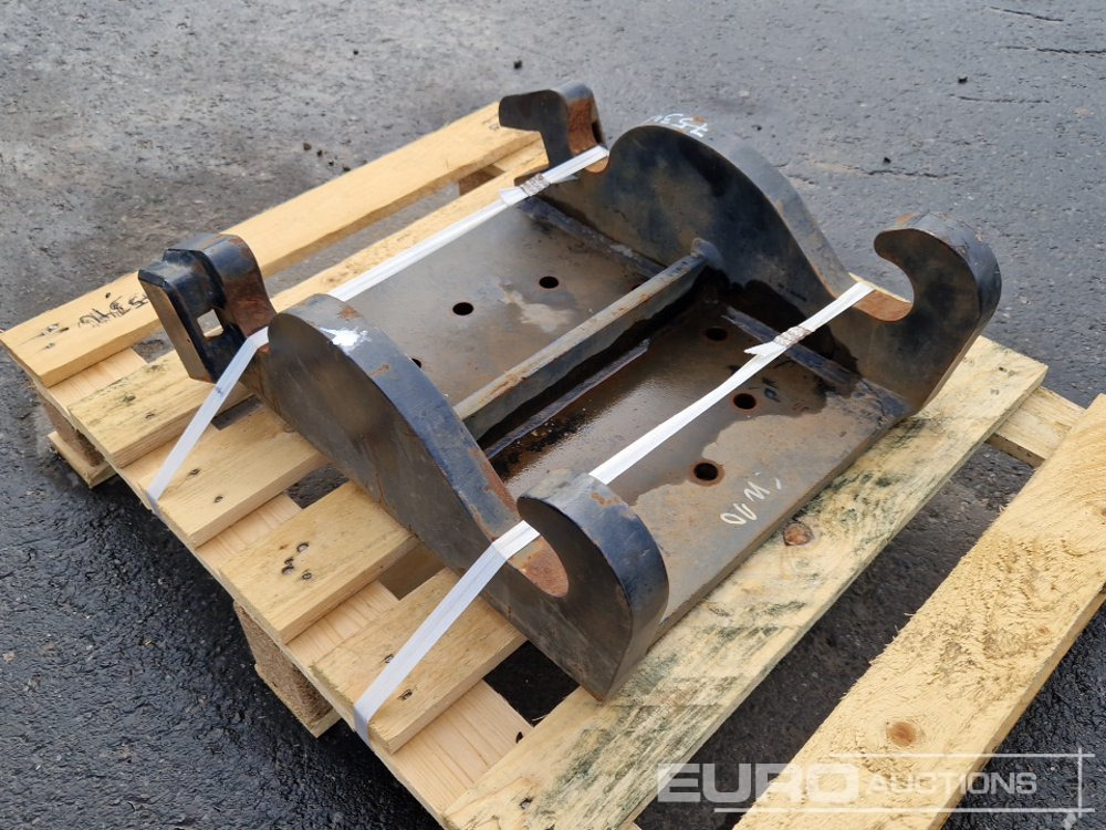 Kingshofer Adapter Plate to suit CW10 - وصلة الربط للمعدات المعلقة: صور 2 Kingshofer Adapter Plate to suit CW10 - وصلة الربط للمعدات المعلقة: صور 2